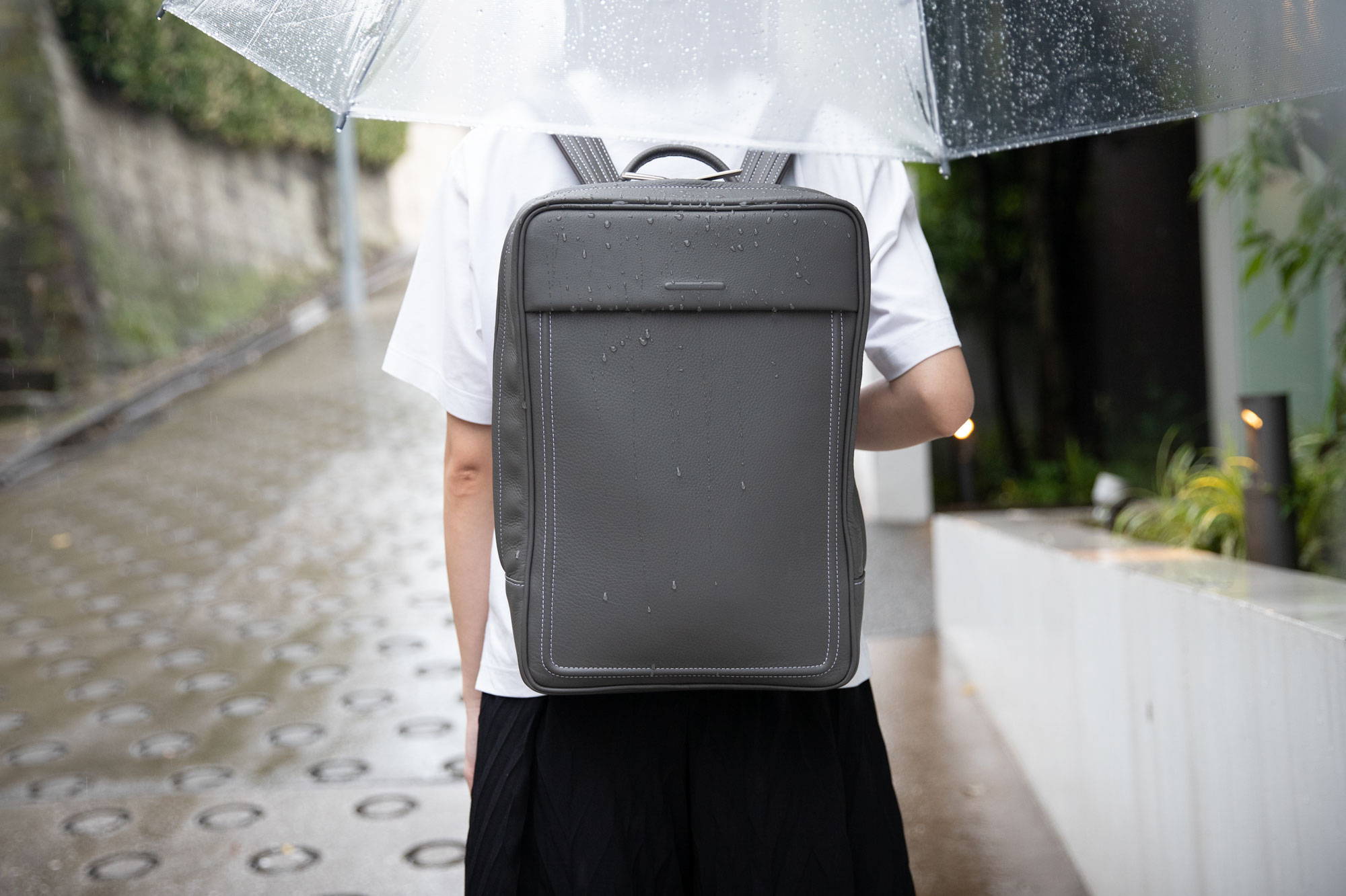 廃盤色✨ objcts.io ソフトバックパック ネイビー A4可 リュック 廃盤色✨ objcts.io ソフトバックパック ネイビー A4可 リュック