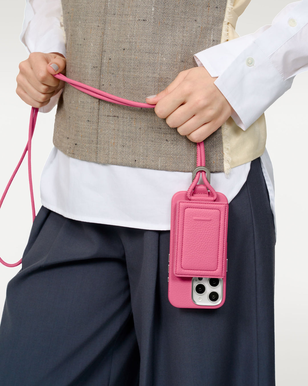 レザーストラップ + iPhoneケースセット - ショッキングピンク