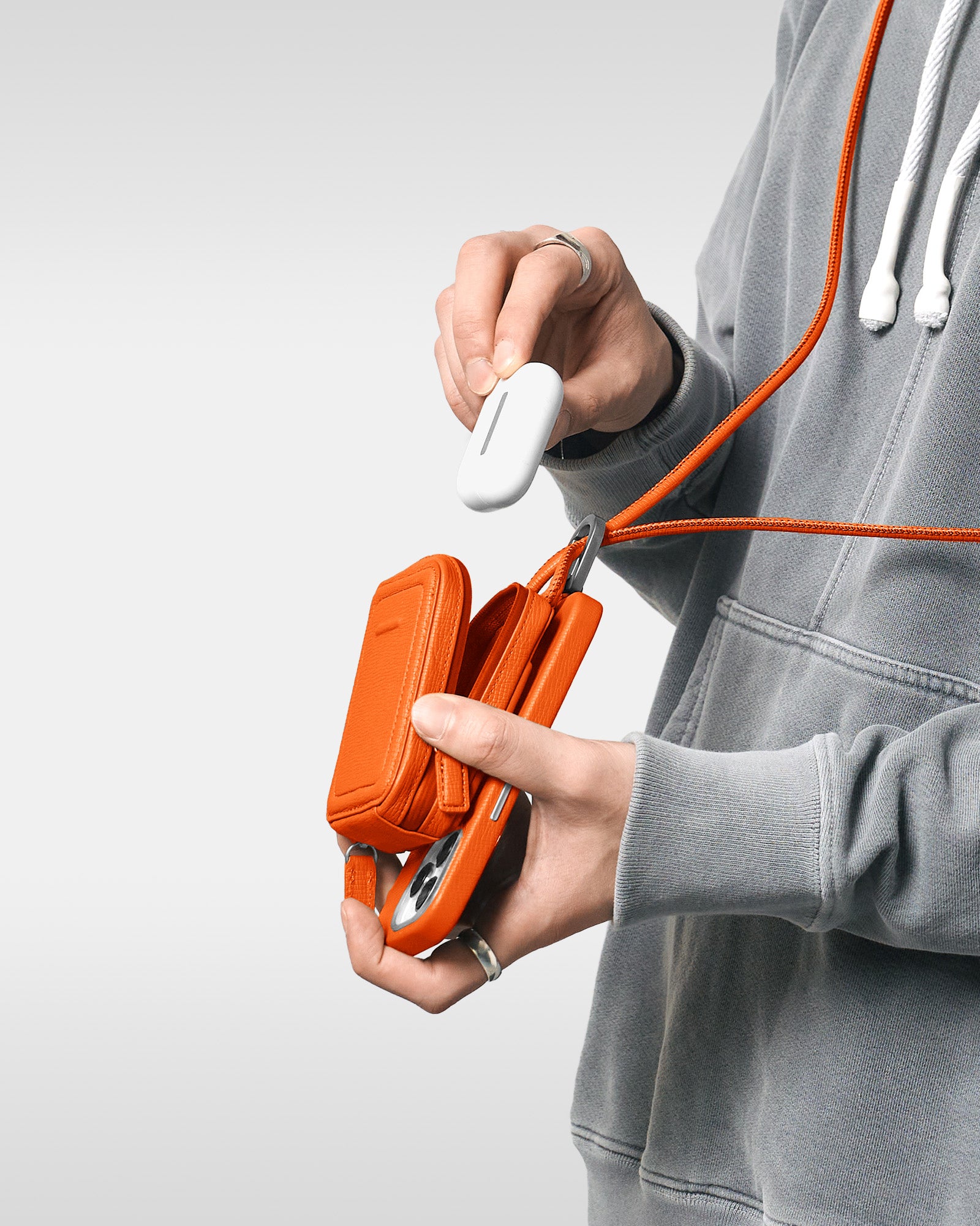 レザー製 iPhoneケース セット / ストラップ付スマホケース / スマホ