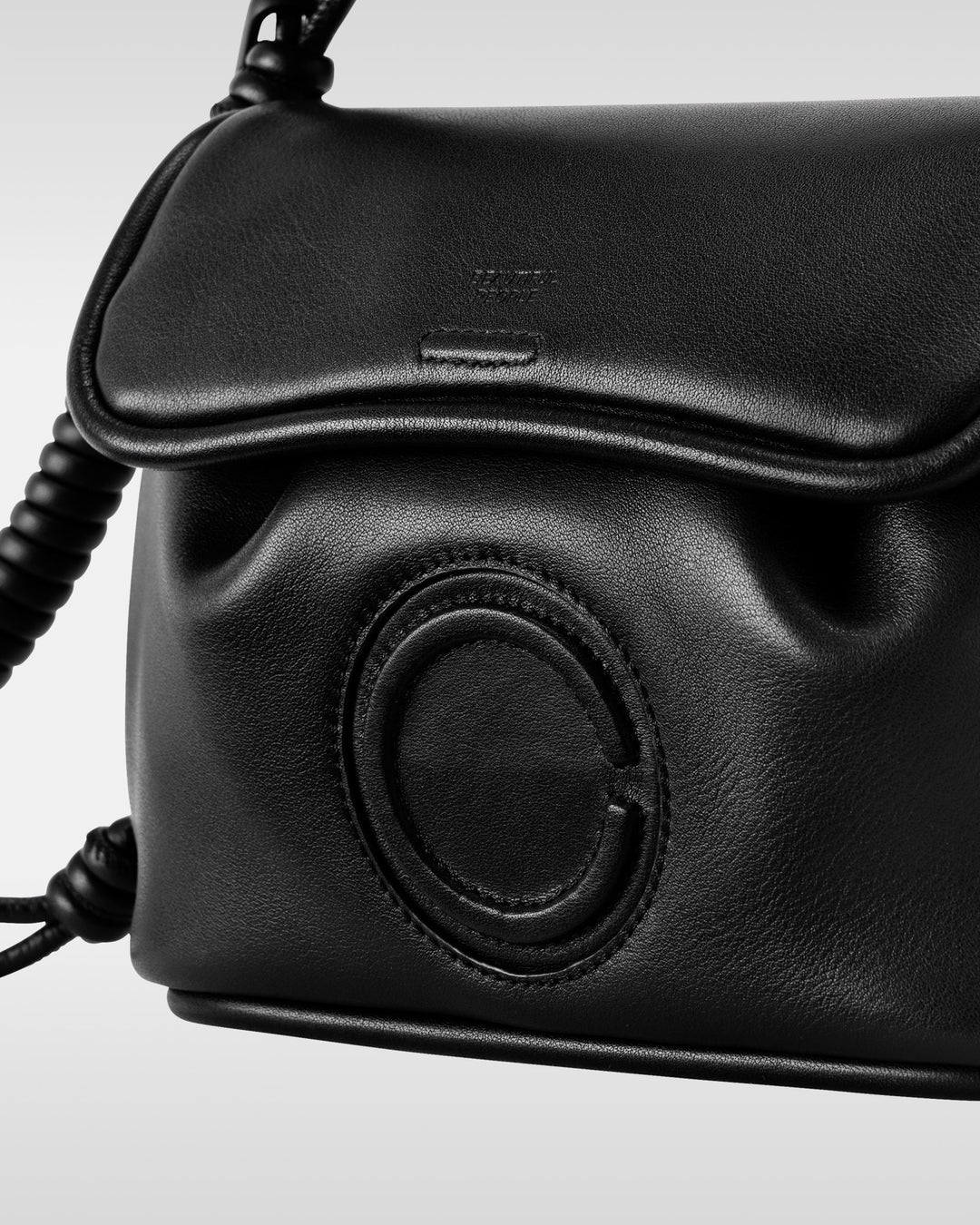 beautiful people × objcts.io DENWA leather bag