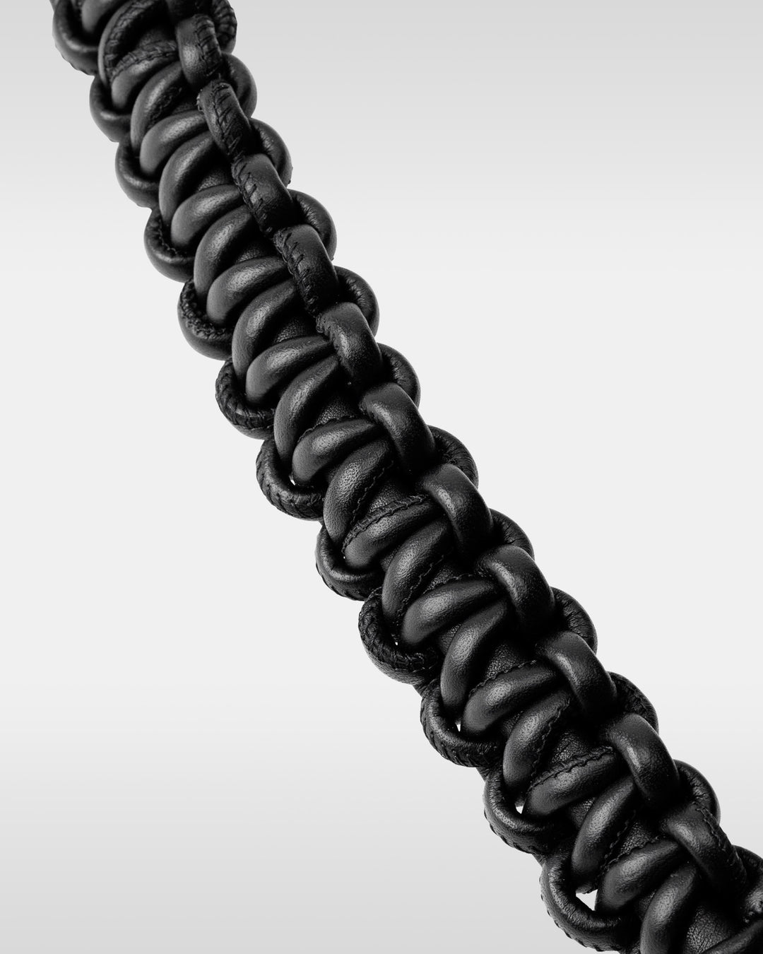 beautiful people × objcts.io DENWA leather bag