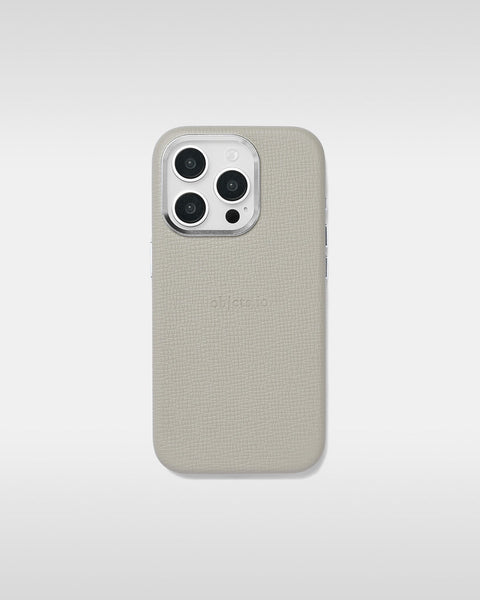 objcts.io iPhone 16 Pro ホワイトベージュ objcts.io - カラビナ付アイフォンケース / CARABINER CASE / ホワイト