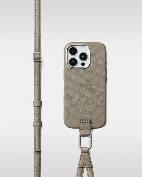 トムフォード　レザー　ネックストラップ付きiPhoneケース トムフォード レザー ネックストラップ付きiPhoneケース