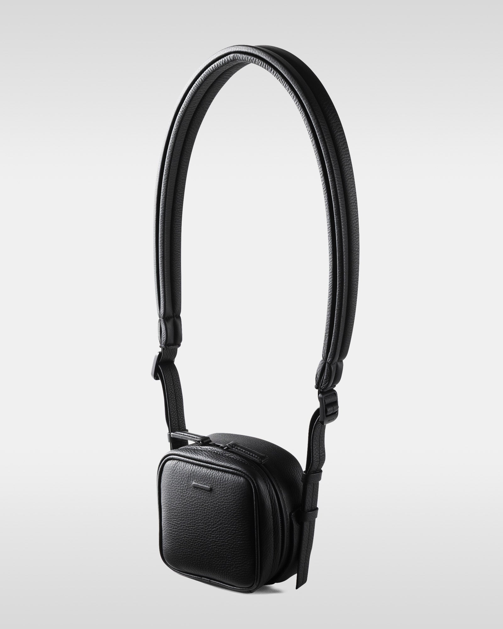 ウィークエンドショルダーカメラバッグ スモール - レザーショルダー