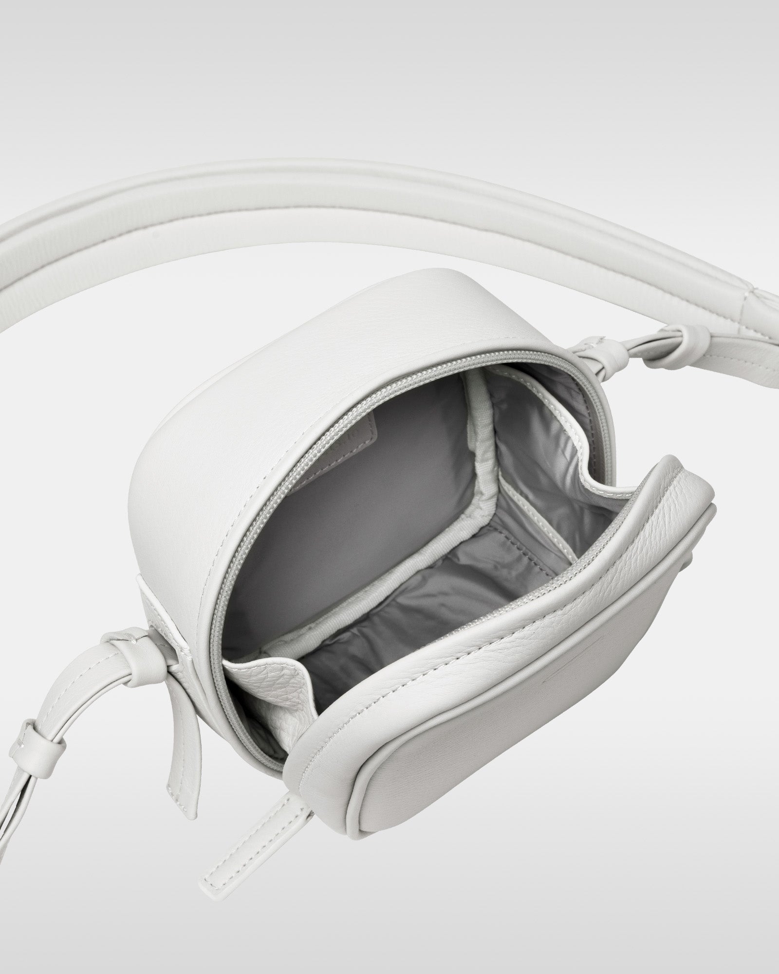 ウィークエンドショルダーカメラバッグ スモール - レザーショルダー