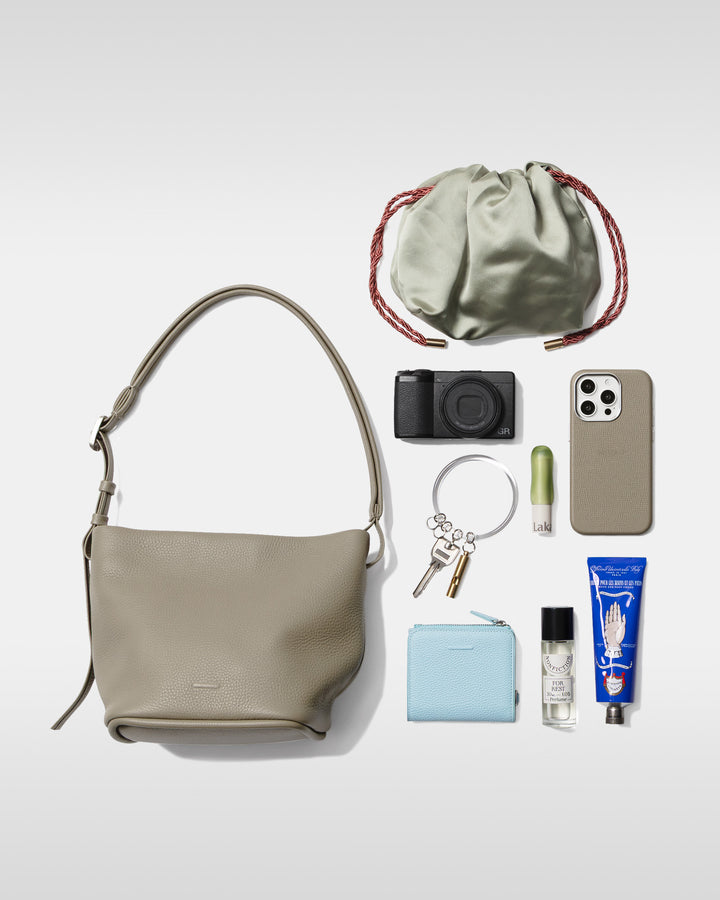 休日の外出に適した収納力