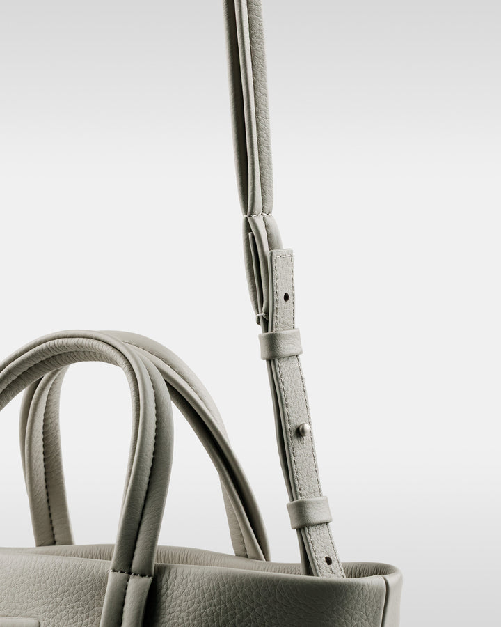 長さ調節可能なストラップ