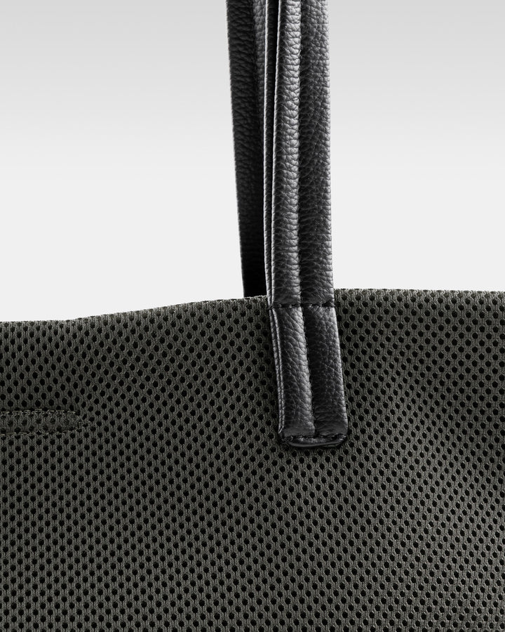 メッシュ×レザー