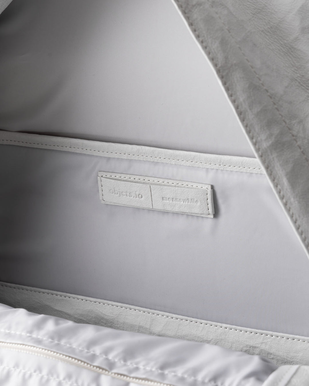 meanswhile × objcts.io ダイニーマ®レザー-Daypack "Common"