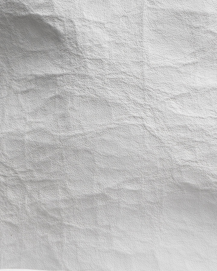 Dyneema®レザーを採用