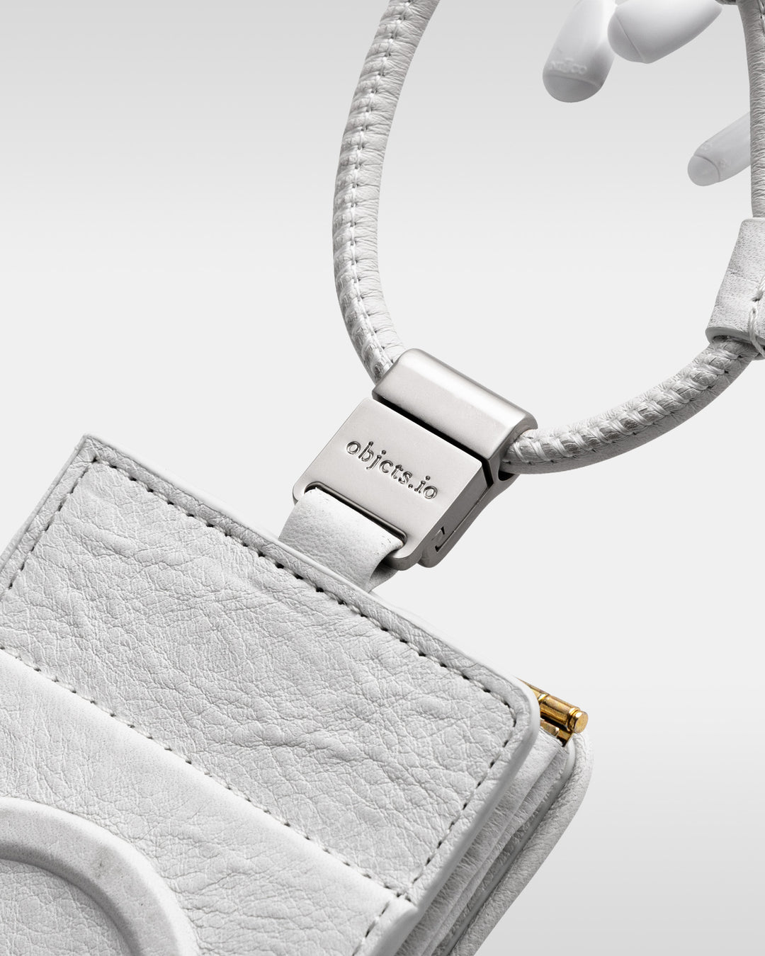 デタッチャブルストラップ付iPhoneアクセサリー objcts.io × meanswhile ダイニーマ®レザーウォレット - ホワイト