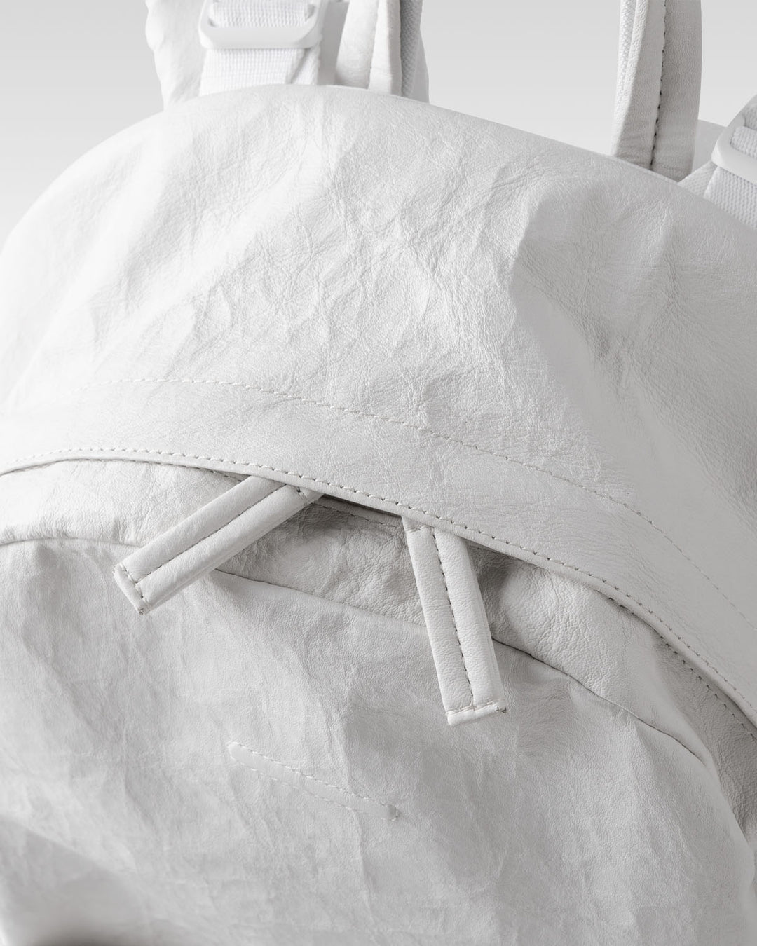 meanswhile × objcts.io ダイニーマ®レザー-Daypack "Common"