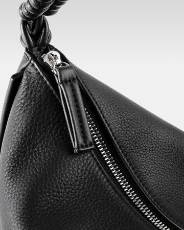 エッセンシャル レザーワンショルダー