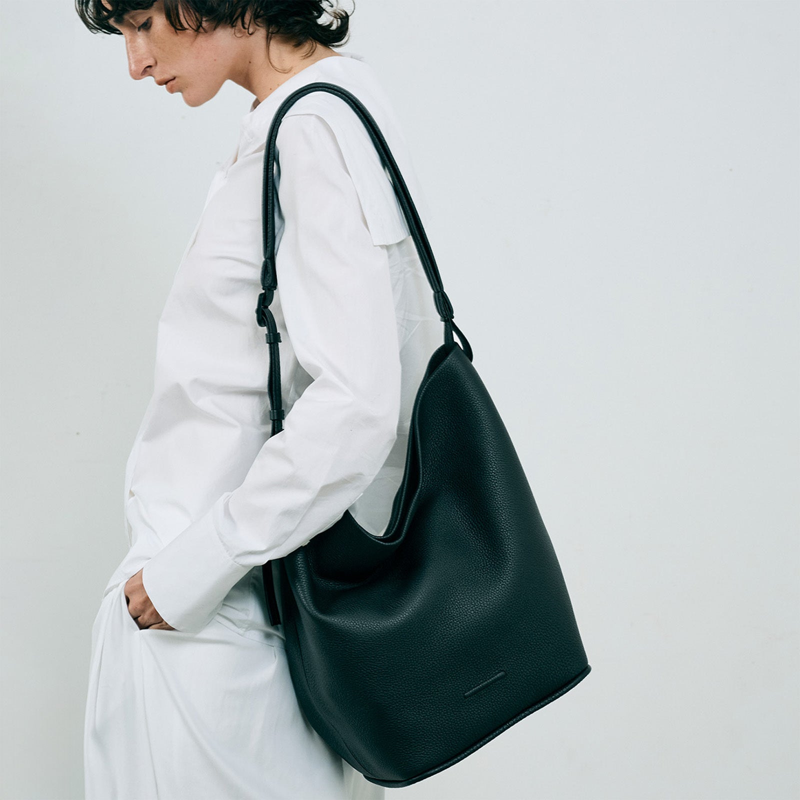 即購入⭕️新品 オブジェクツアイオー パスケース ブラック objcts.io | オブジェクツアイオー