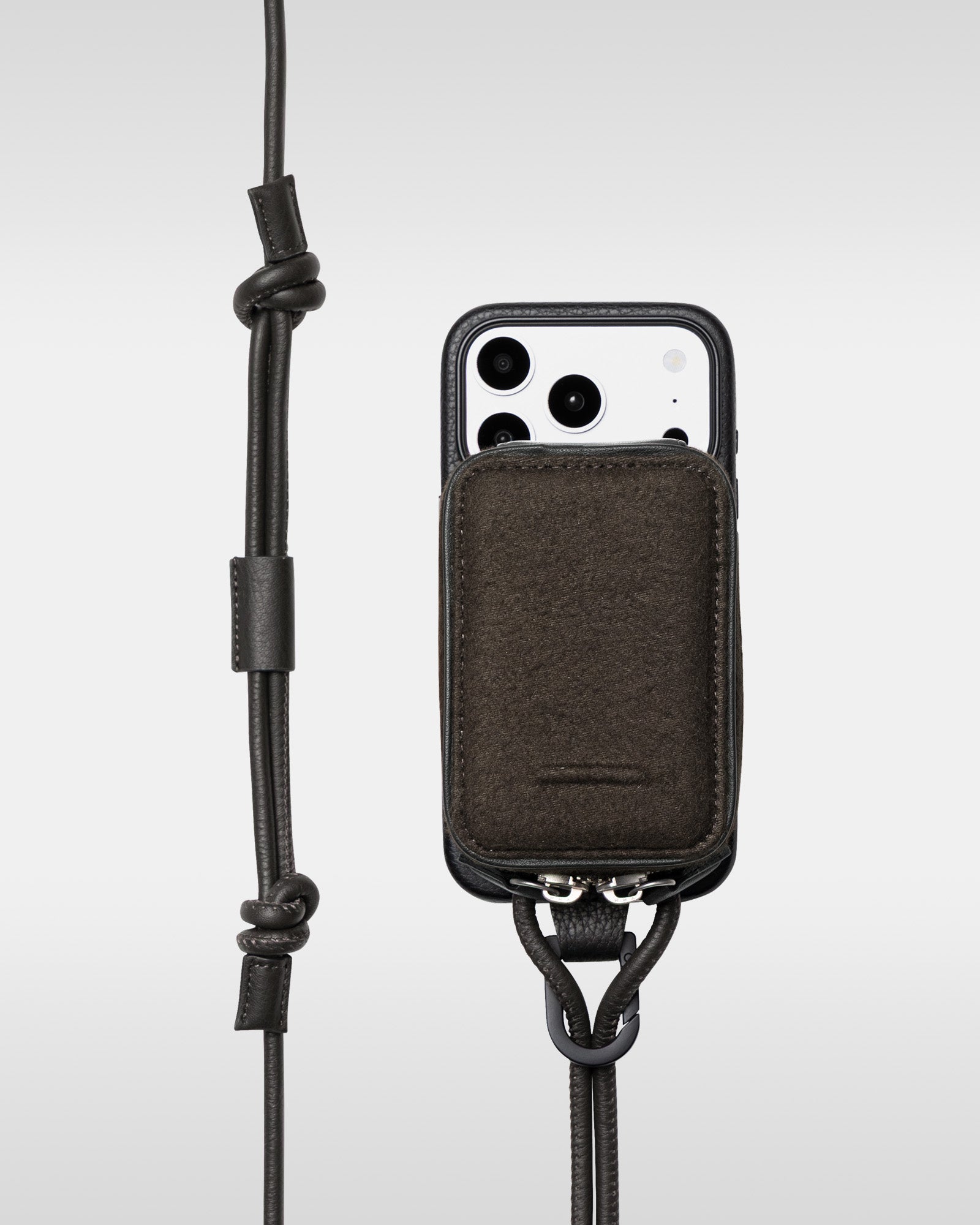 leatherstrap_iPhonecase-