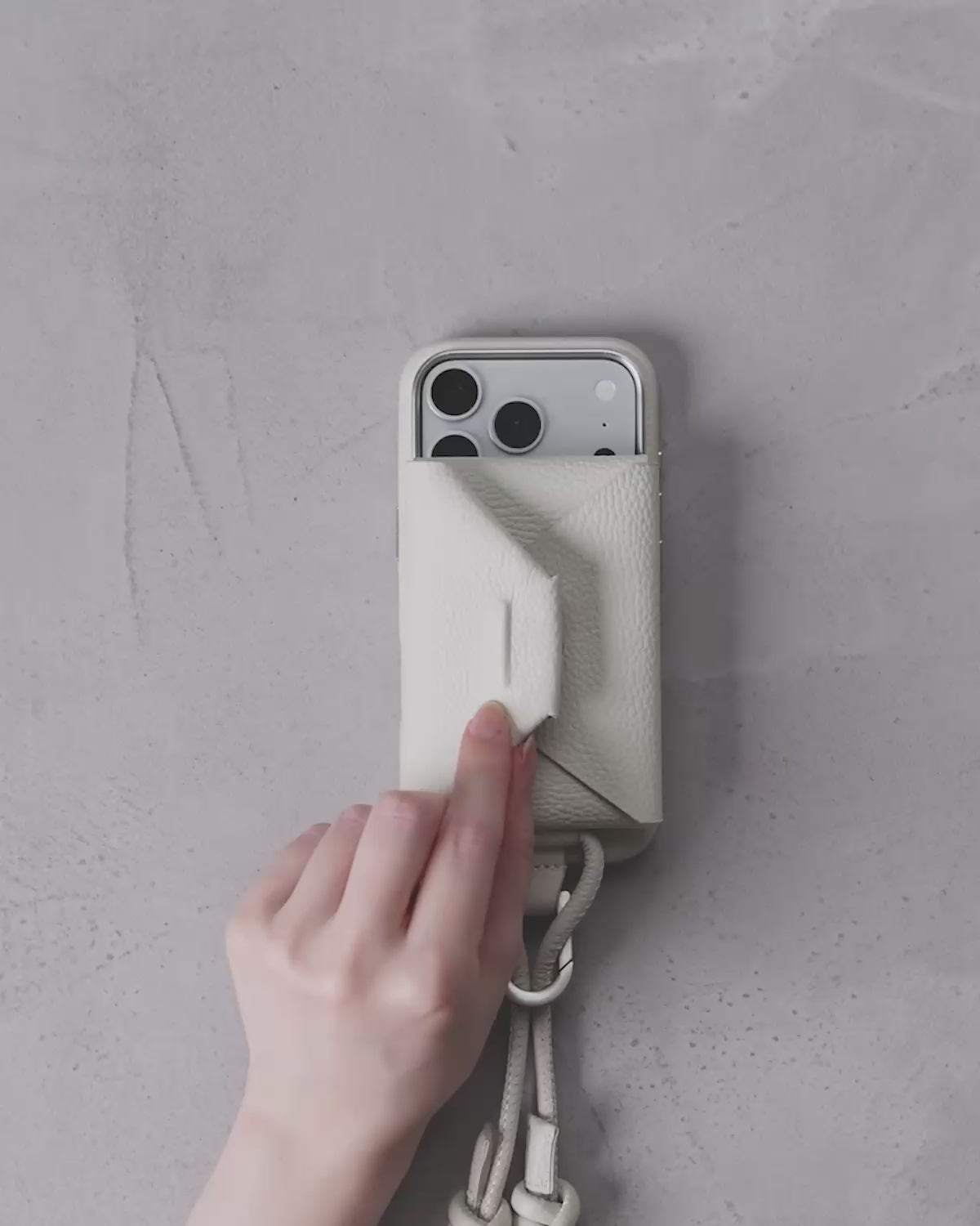 アジャスタブルレザーストラップ + iPhoneケースセット - エンベロープ