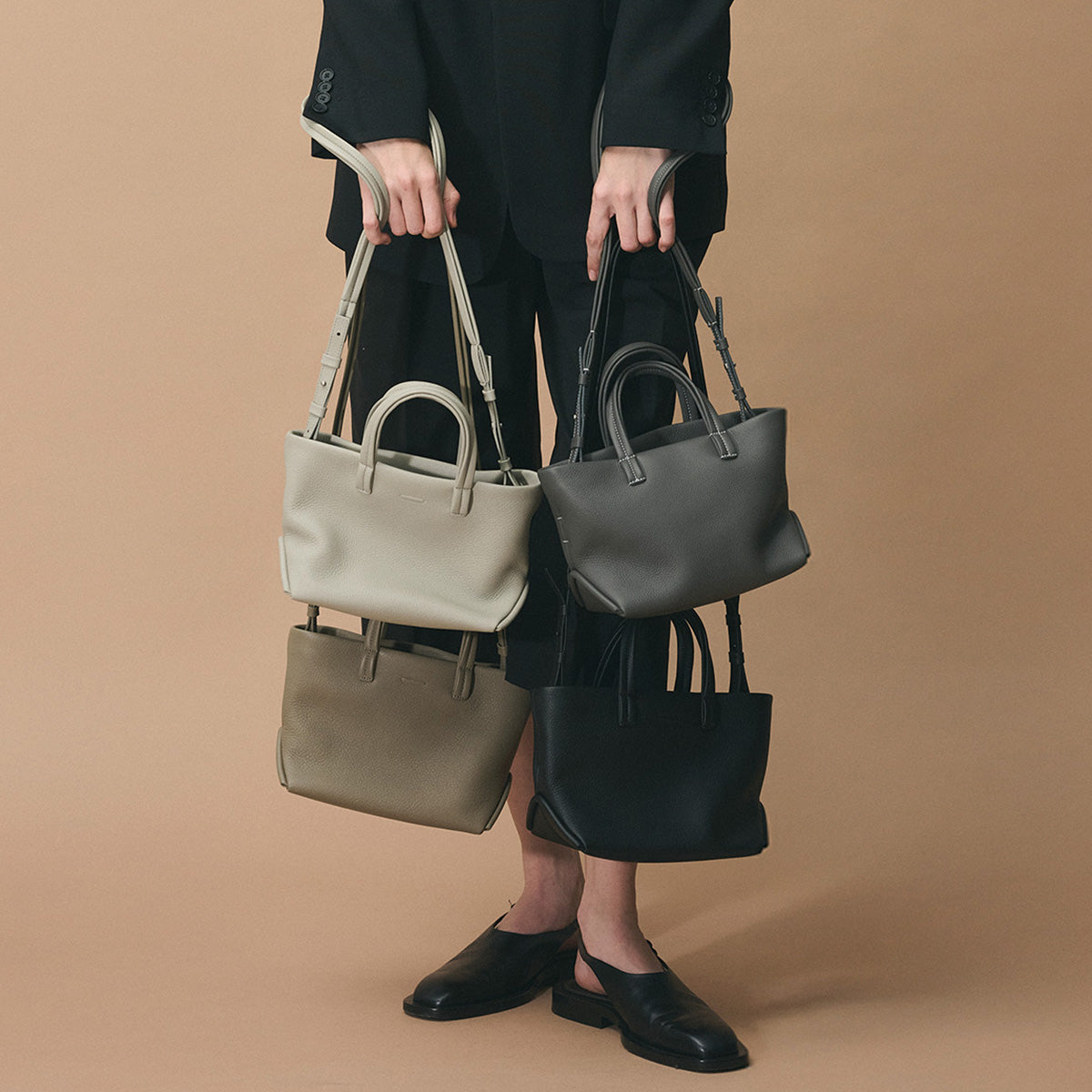 objcts.io 土屋鞄　マイクロバッグ ブラック レザーストラップ付 黒 objcts.io/オブジェクツアイオー/COMPOSITION MICRO BAG | L.H.P