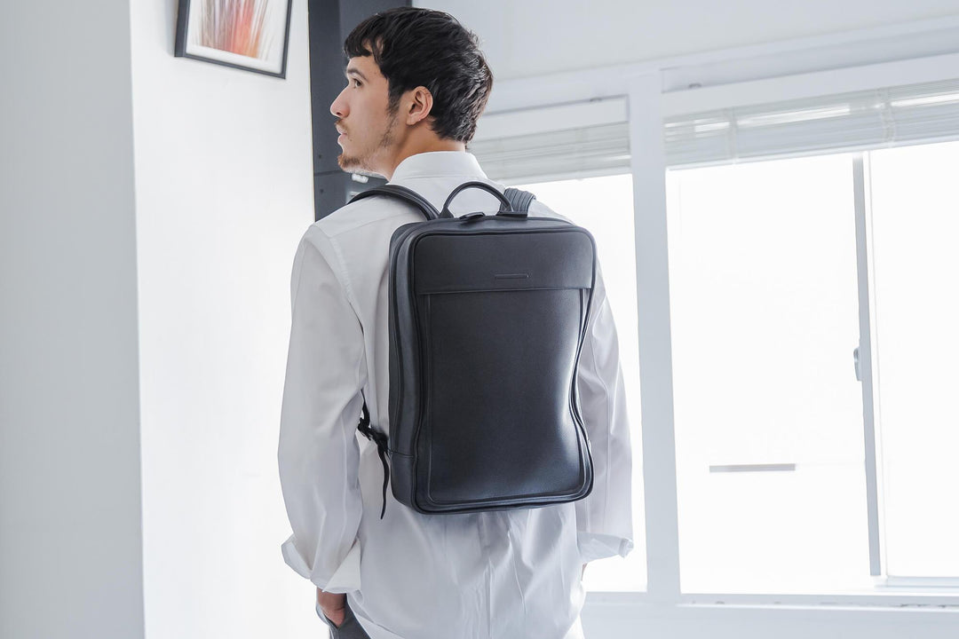 objcts.ioから防水レザー製バックパックの大容量サイズ「Soft Backpack Large」を新発売。 | 株式会社土屋鞄製造所  objcts.io事業室のプレスリリース